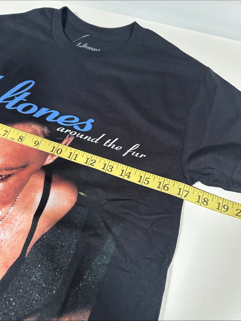 NWOT Deftones Graphic T-Shirt - Picture 5 of 7